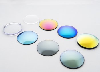 Bảng giá tròng kính hãng