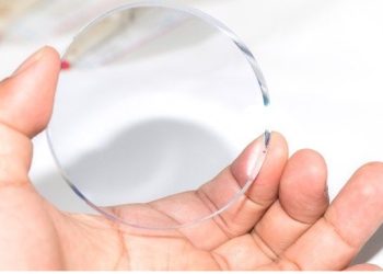 Top 3 tròng kính tốt nhất