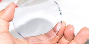 Top 3 tròng kính tốt nhất