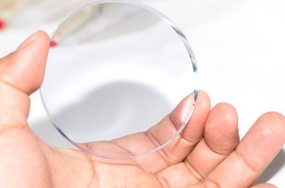 Top 3 tròng kính tốt nhất